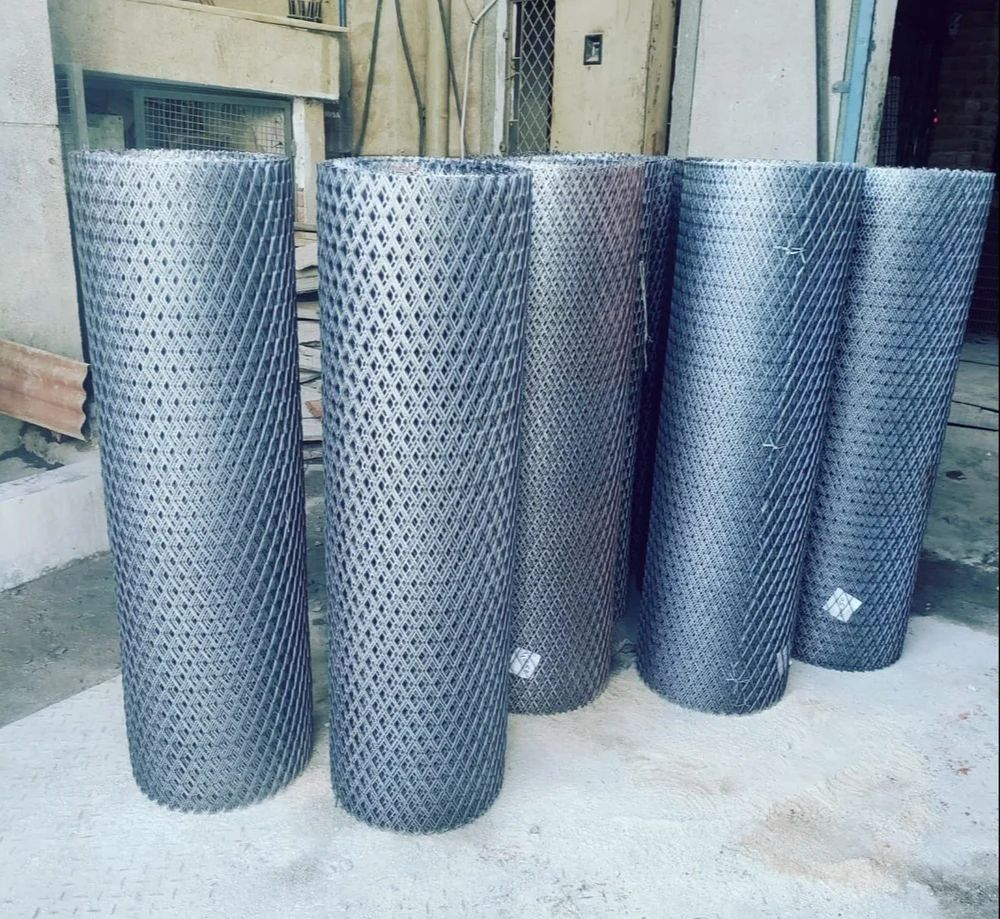 vai-tro-cua-viec-dong-luoi-mat-cao-trong-thi-cong-nha-pho-takihouse Vai trò của việc đóng lưới mắt cáo chống nứt tường trong thi công nhà phố - Takihouse