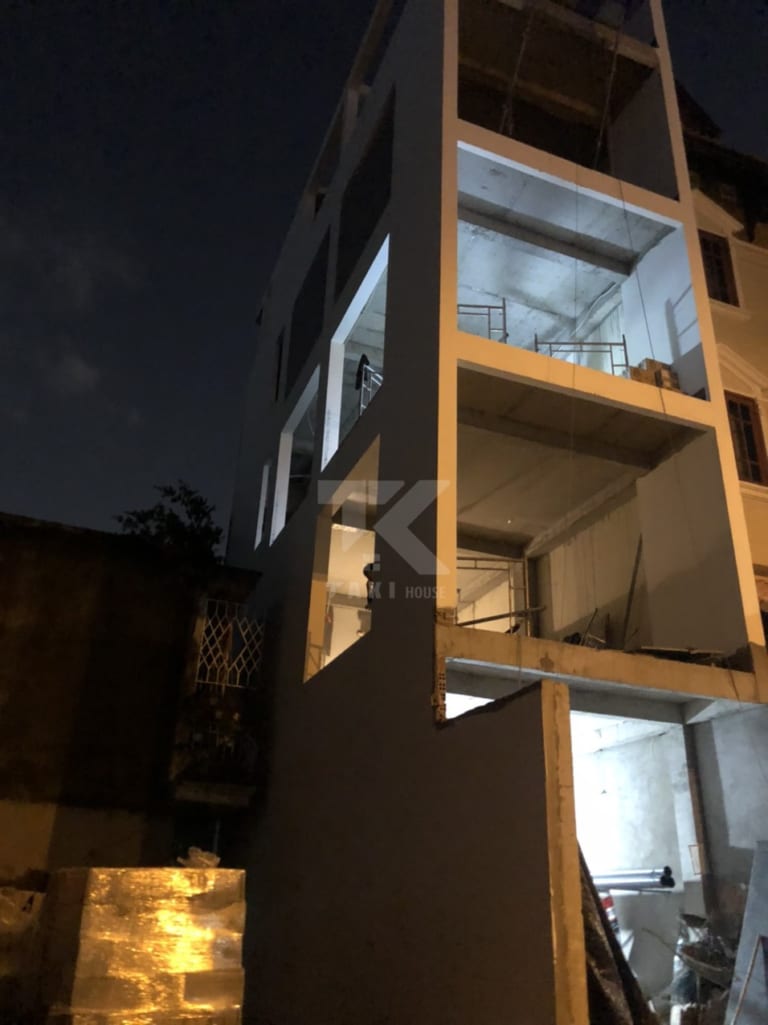 Thi công trọn gói nhà phố 4 tầng trong kiệt