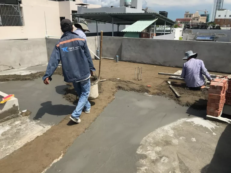 thi công nhà trong kiệt hẻm nhỏ Hải Châu - phầ thô móng đơn